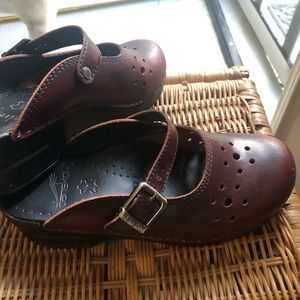 Dansko Women’s Leather Shoes,  size 6.5